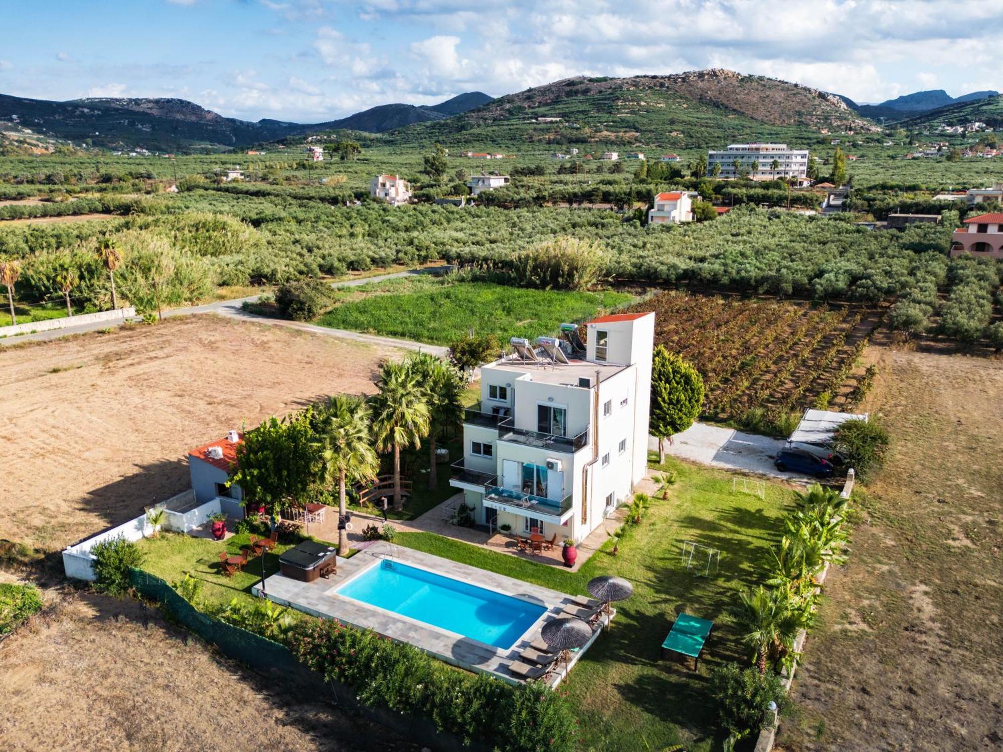 Martimi Apartments - 200M From Drapanias Beach - Pool - Hot Tub - Sauna - Bbq Kissamos Bagian luar foto